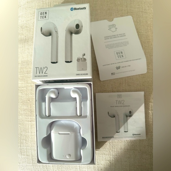 Wireless Earbuds GENTEK Bluetooth. charge case included - Picture 3 of 5